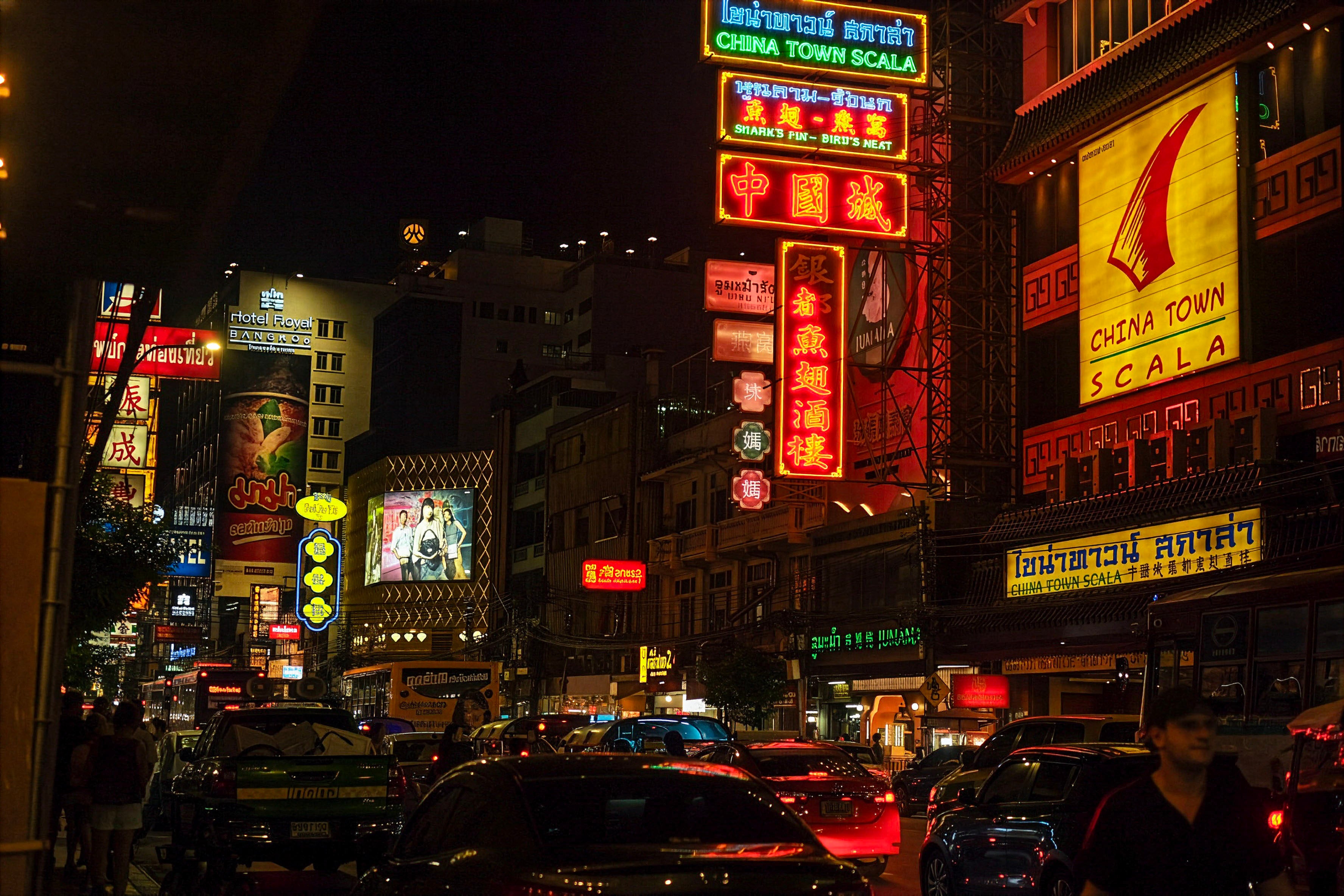 Blazing Chinatown - Bangkok Yaowarat Road