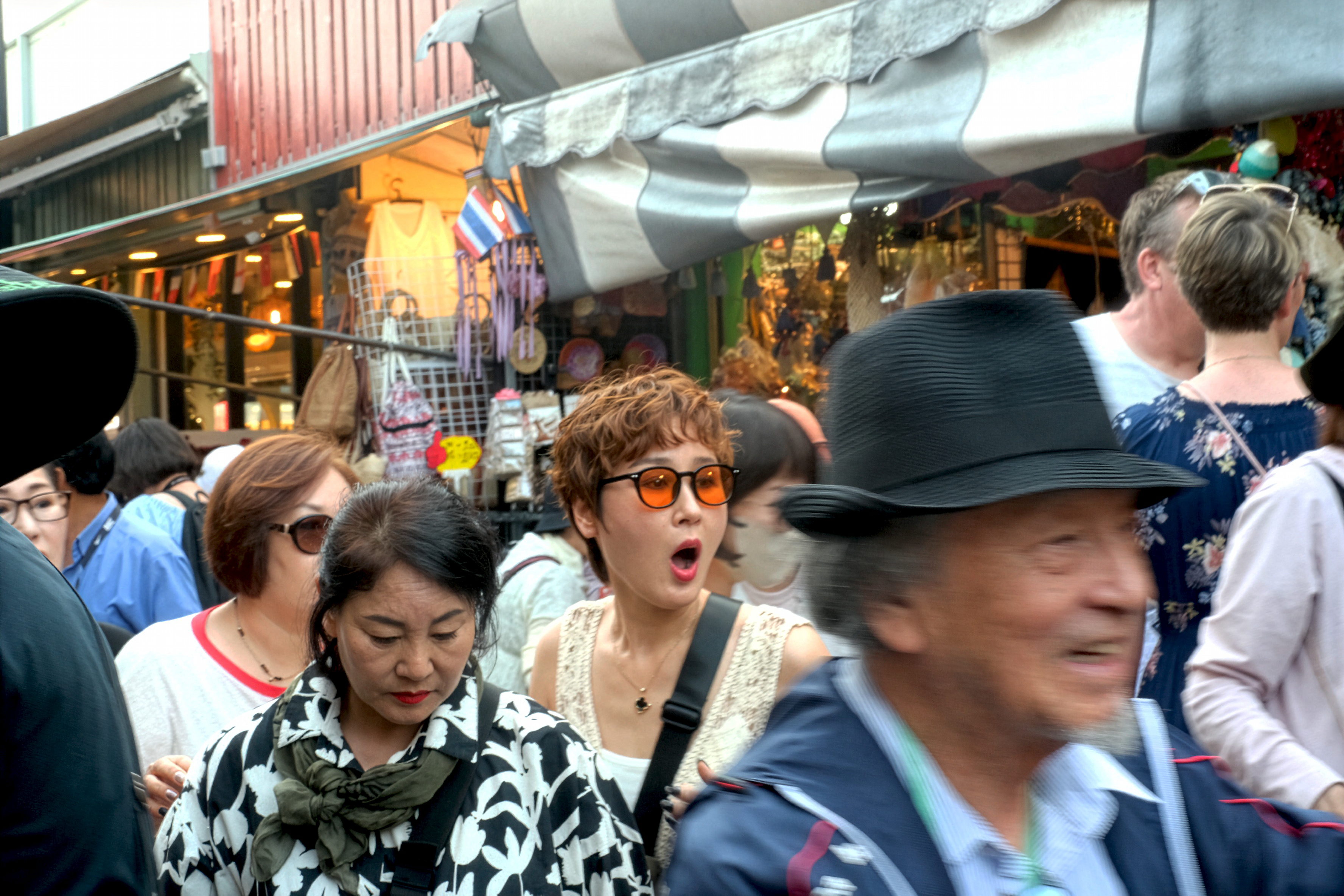 Chatuchak Weekend Market Photo - Bangkok Crowd Scene