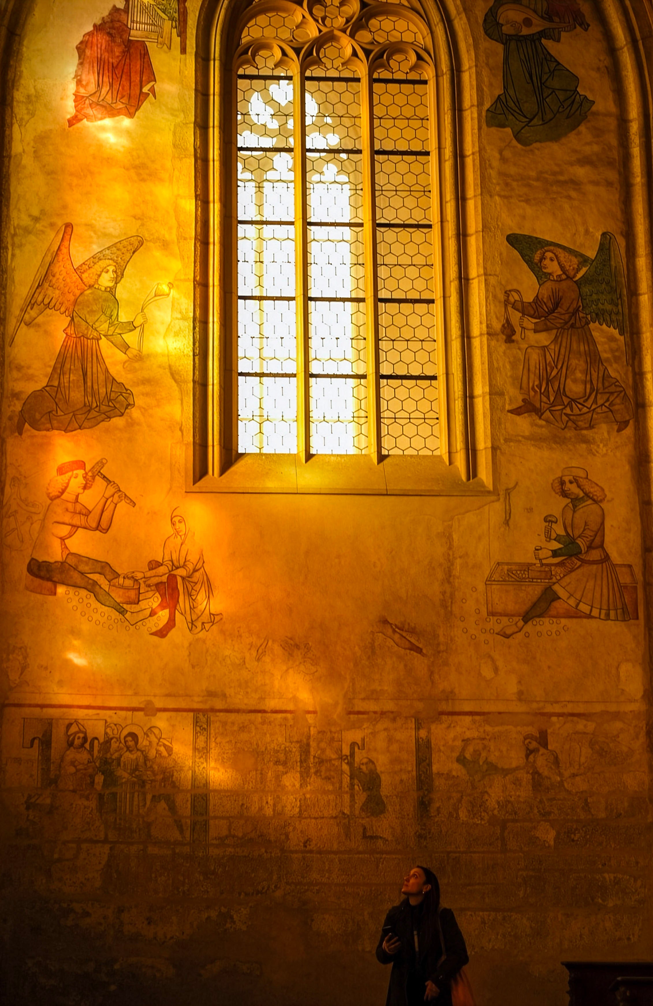 Kutná Hora Cathedral - St Barbara's Interior Light